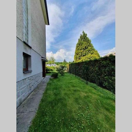 Family Apartment With Garden And Parking Spot Ceske Budejovice Bagian luar foto