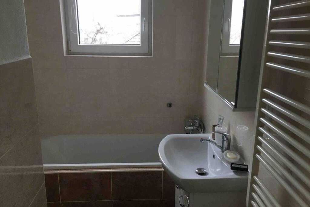 Family Apartment With Garden And Parking Spot Ceske Budejovice Bagian luar foto